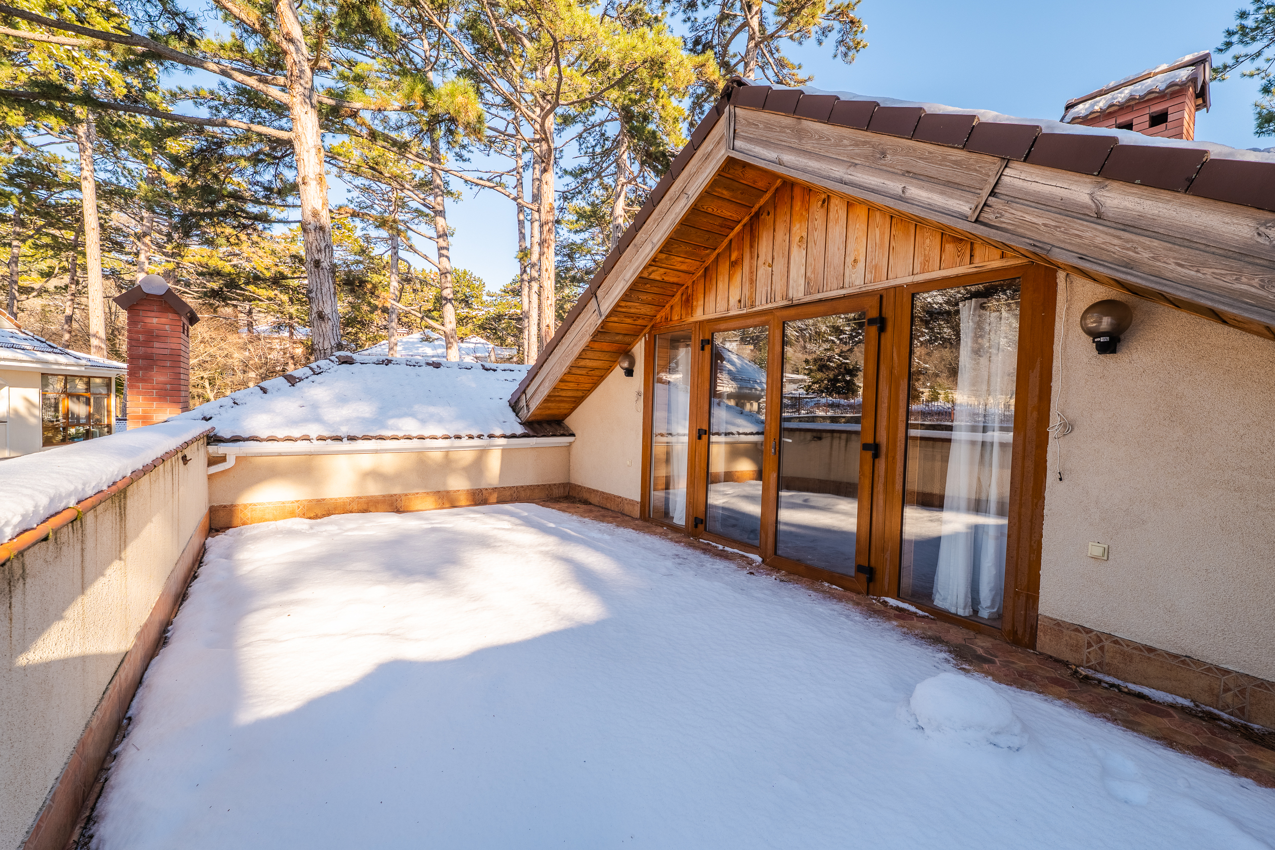 Дом с ремонтом в поселке Горный